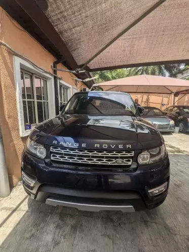 RANGE ROVER HSE LR4