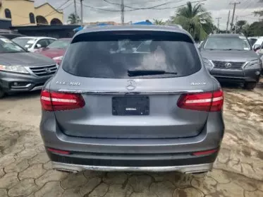 Mercedes-Benz GLC 300
