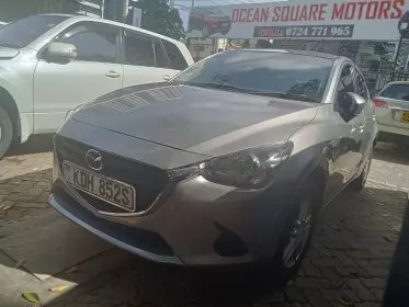Mazda Demio 