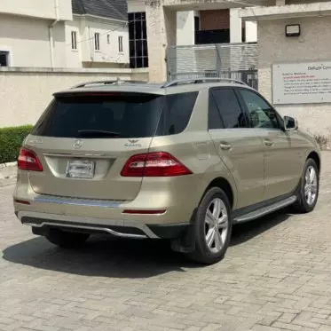 Mercedes-Benz ML 350