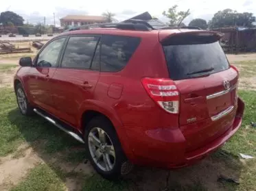 Toyota RAV 4