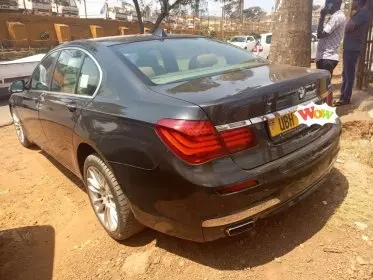 BMW 740
