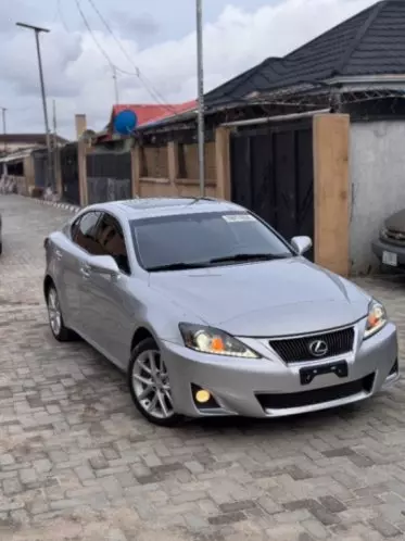 Lexus IS 350