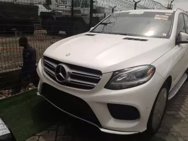 Mercedes-Benz GLE 400