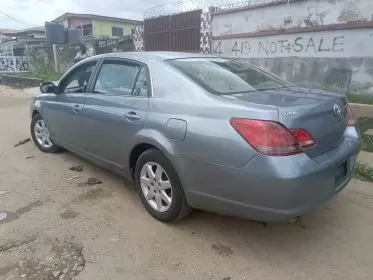 Toyota Avalon