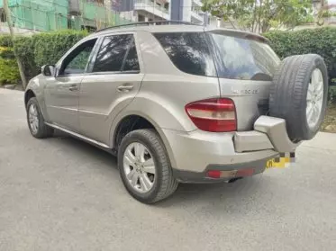 Mercedes-Benz ML 320