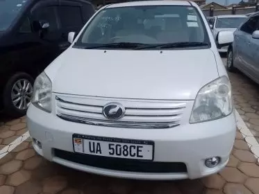 Toyota Raum