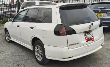 Nissan Wingroad 