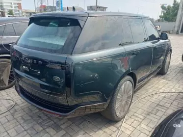 RANGE ROVER Autobiography