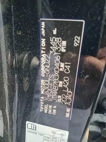 Toyota  Land Cruiser VXR V8