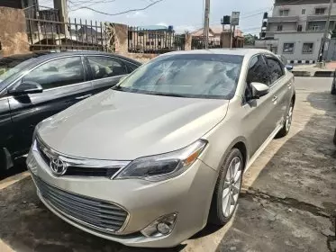 Toyota Avalon