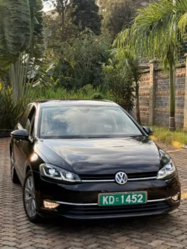 VOLKSWAGEN polo sedadan trend  ba ess