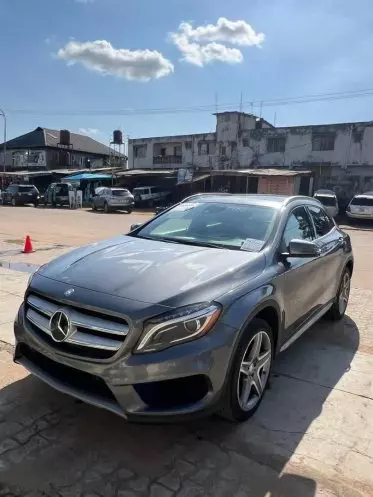 Mercedes-Benz GLA 250