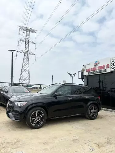 Mercedes-Benz GLE 350