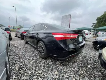Toyota Avalon
