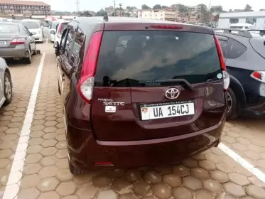 Toyota Passo Sette