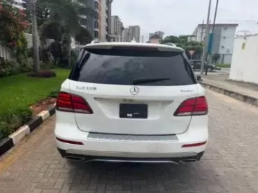 Mercedes-Benz GLE 350