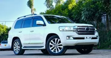 Toyota Land Cruiser V8