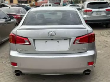 Lexus IS 250