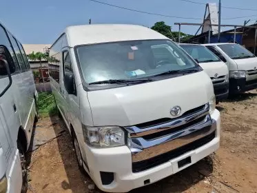 Toyota Hiace (High Roof)