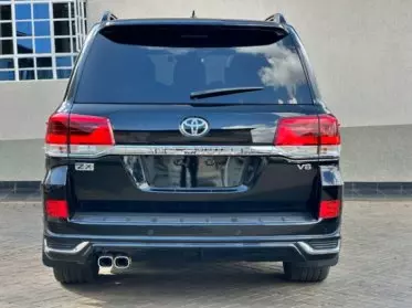 Toyota Landcruiser ZX