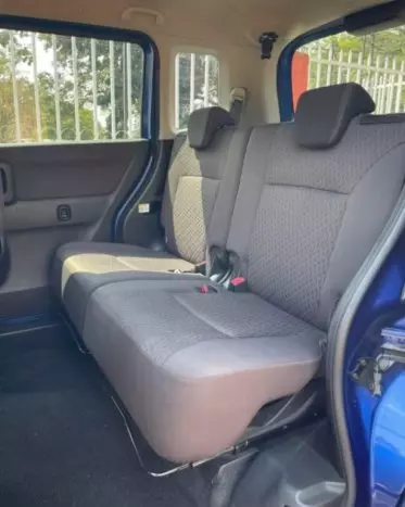 SUZUKI Solio
