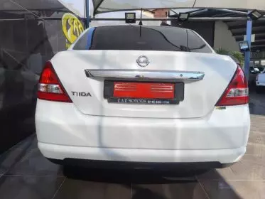 Nissan Tiida