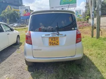 Toyota Ractis