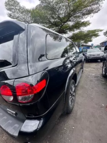 Toyota Sequoia