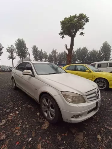 Mercedes-Benz C 200