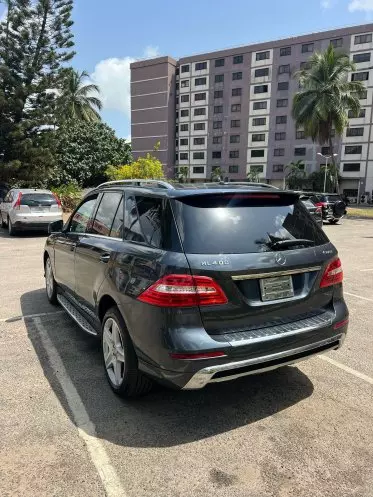 Mercedes-Benz ML 400