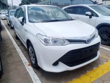 Toyota Fielder hybrid