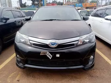 Toyota Fielder WXB Hybrid