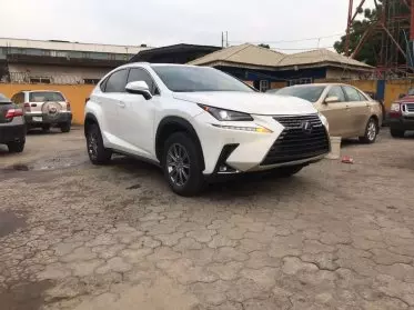 Lexus NX 300