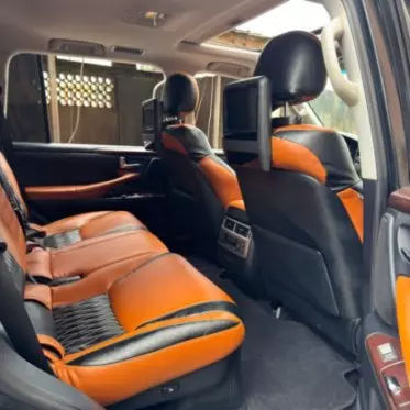 Lexus LX 570