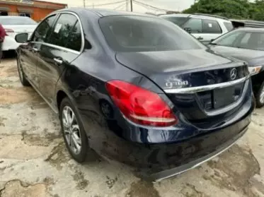 Mercedes-Benz C 300