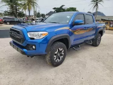 Toyota Tacoma