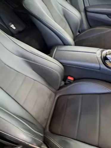 Mercedes-Benz E200