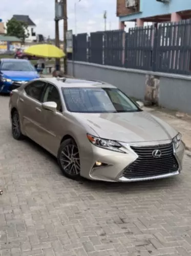 Lexus ES 350