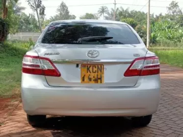 Toyota Premio 