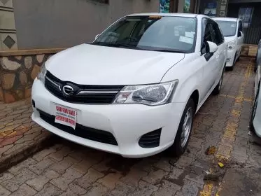 Toyota Fielder 