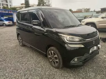 SUZUKI  solio bandit hybrid