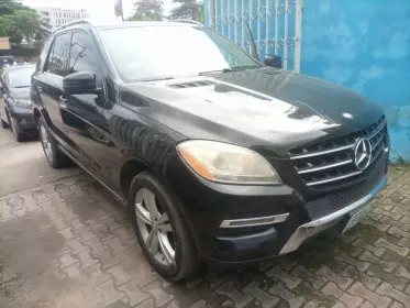 Mercedes-Benz ML 350