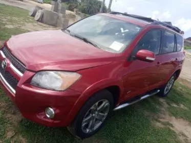 Toyota RAV 4