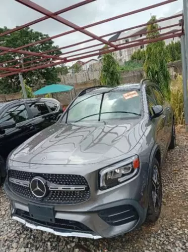 Mercedes-Benz GLB 250