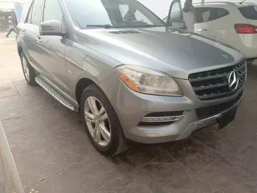 Mercedes-Benz ML 350