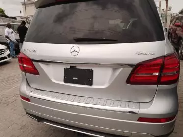 Mercedes-Benz GLS 450