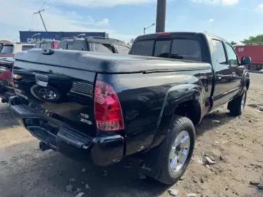 Toyota Tacoma