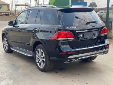 Mercedes-Benz GLE 350