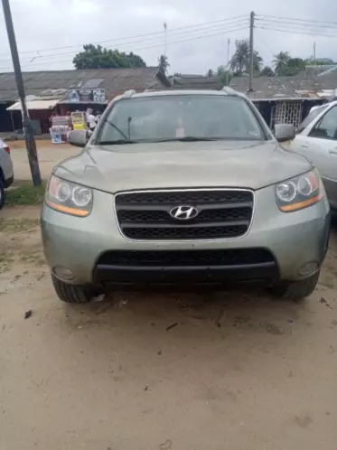 Hyundai Santa FE